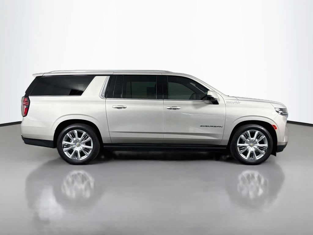 Certified 2024 Chevrolet Suburban High Country AWD/4WD image 8