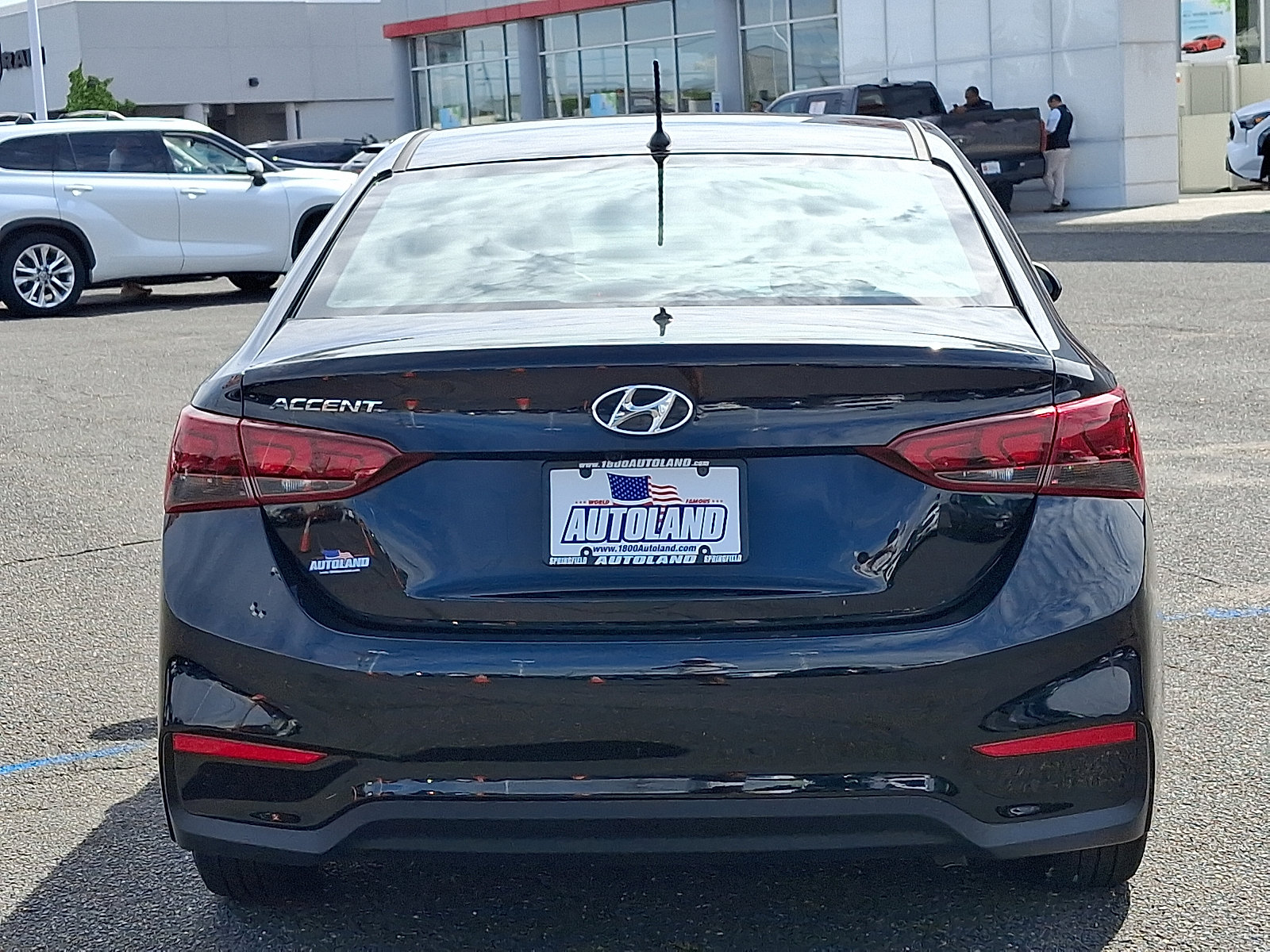 Used 2022 Hyundai Accent SE FWD image 6