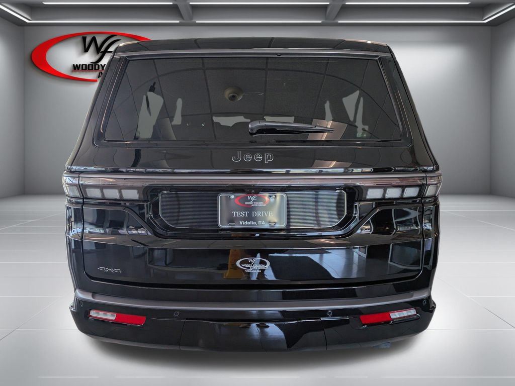 New 2026 Jeep Grand Wagoneer L Limited AWD/4WD image 6