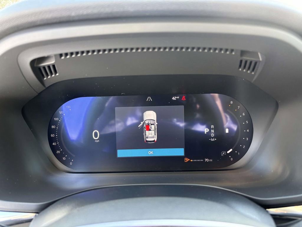 New 2026 Volvo XC60 B5 Plus w/ Protection Package Premier image 15