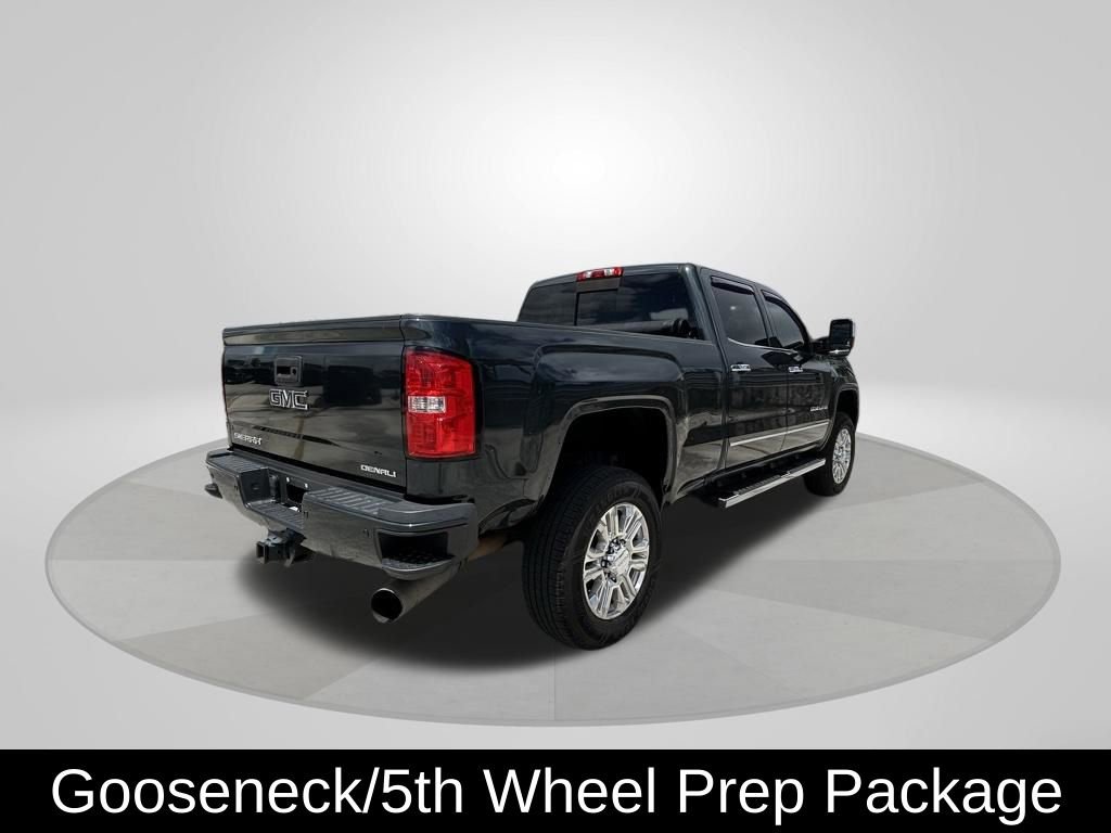 Used 2017 GMC Sierra 3500 Denali w/ Duramax Plus Package image 7