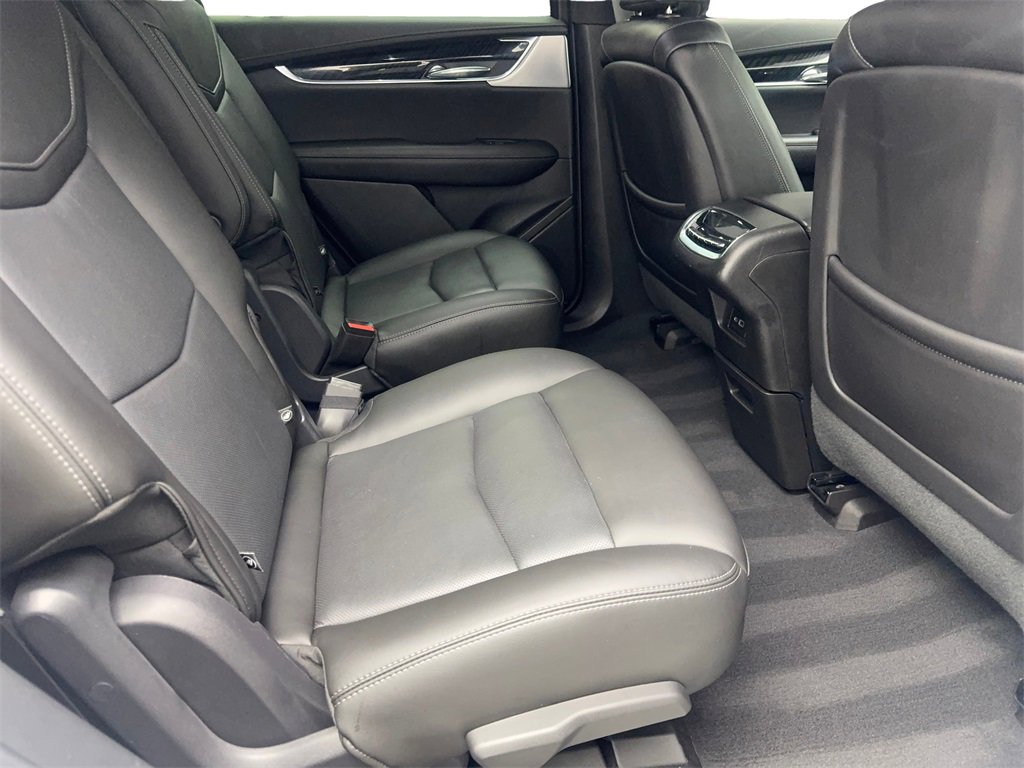 Used 2021 Cadillac XT6 Premium Luxury image 44