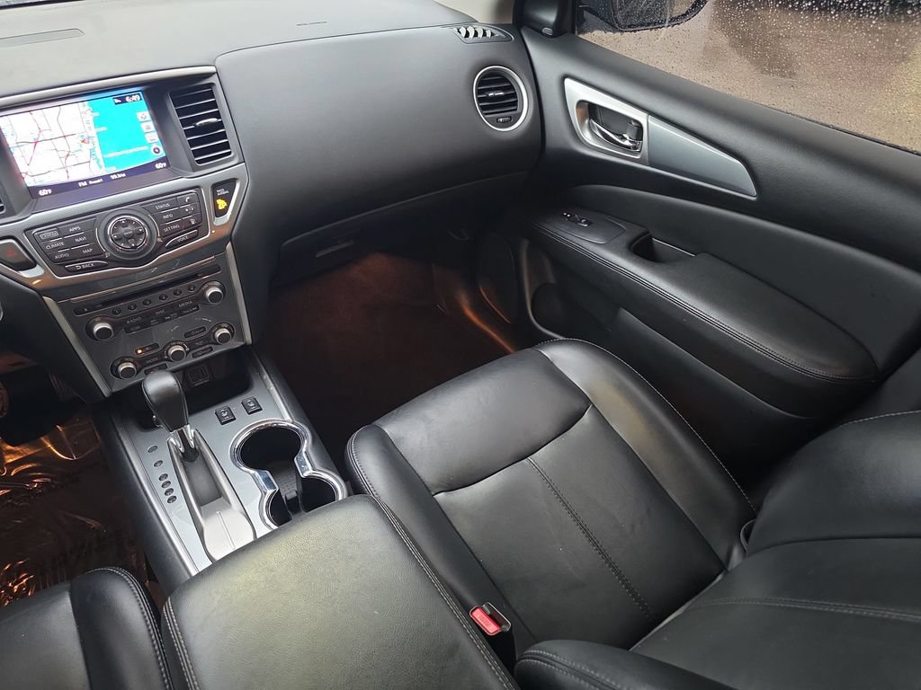 Used 2019 Nissan Pathfinder SL w/ Cargo Package FWD image 22