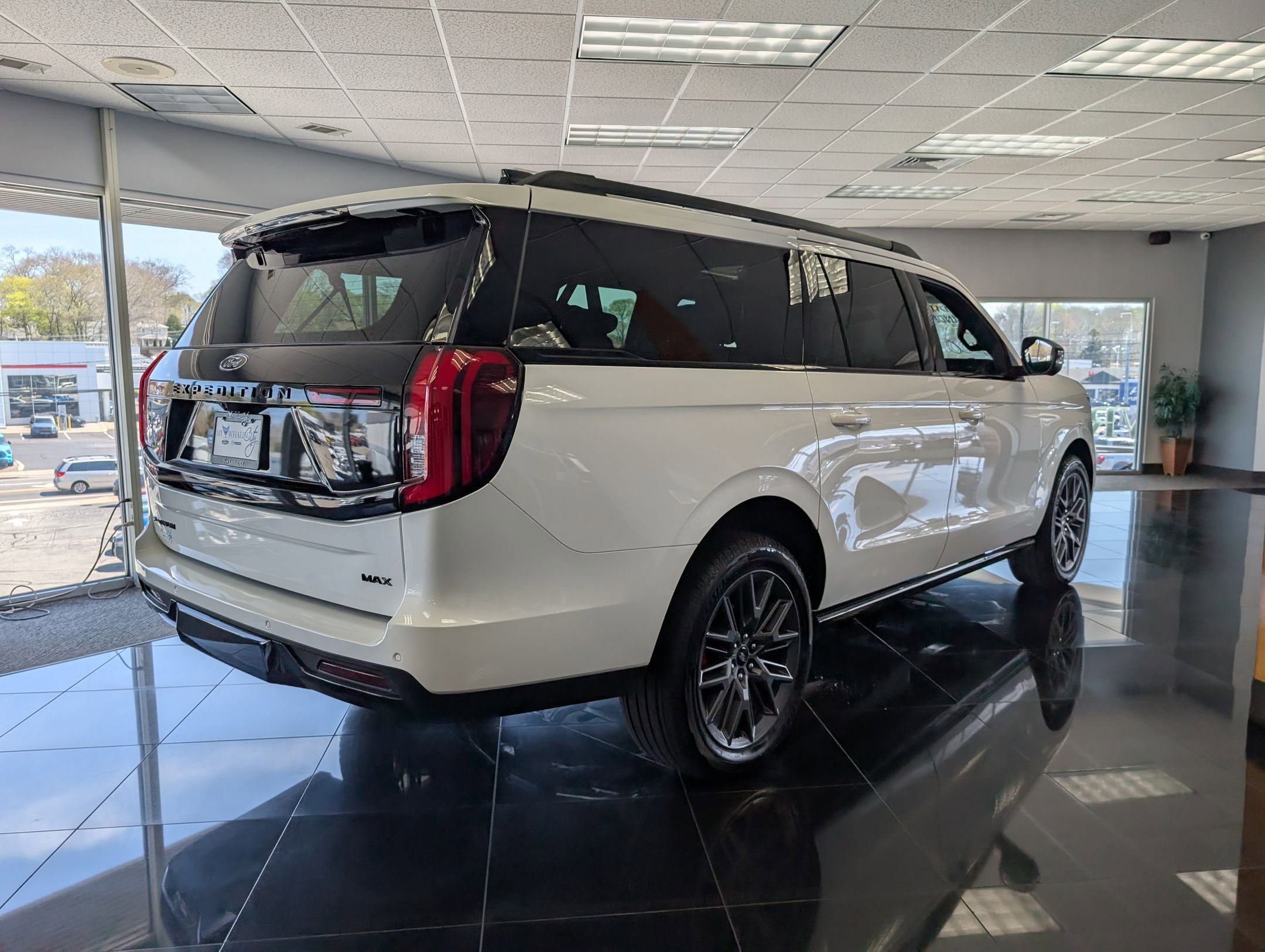 New 2025 Ford Expedition Max Platinum w/ Stealth Performance Package image 3