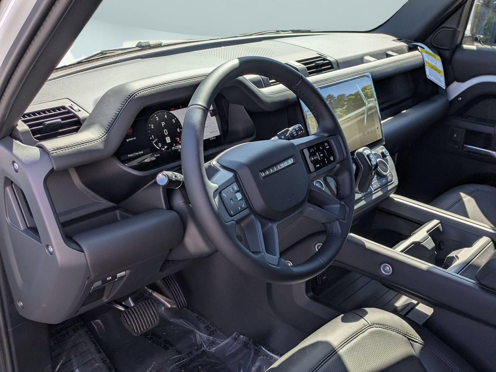 New 2026 Land Rover Defender 110 X-Dynamic SE AWD/4WD image 13