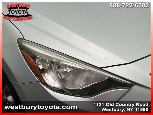 Used 2019 Toyota Yaris LE FWD image 12