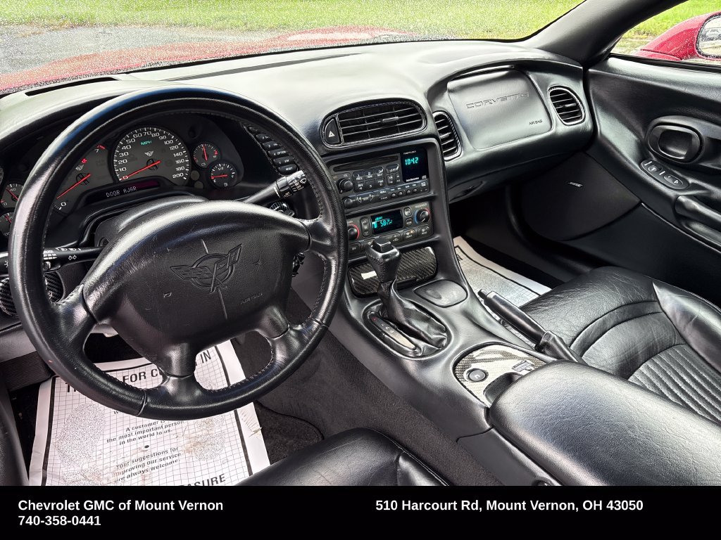 Used 2004 Chevrolet Corvette Convertible w/ Preferred Equipment Group RWD image 16