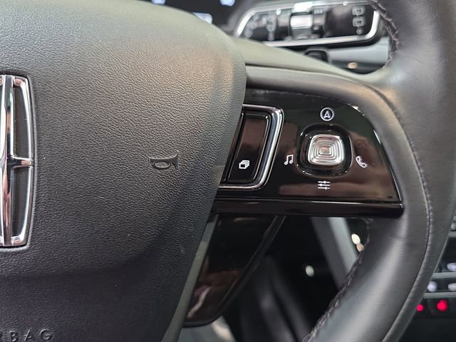 Used 2022 Lincoln Corsair AWD w/ Premium Package image 14
