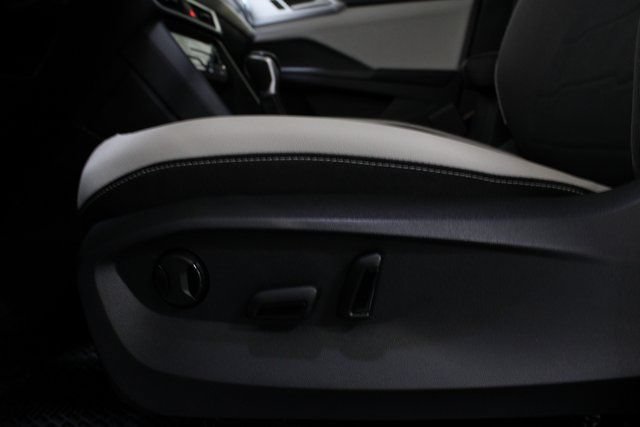 New 2026 Volkswagen Taos SE AWD/4WD image 5
