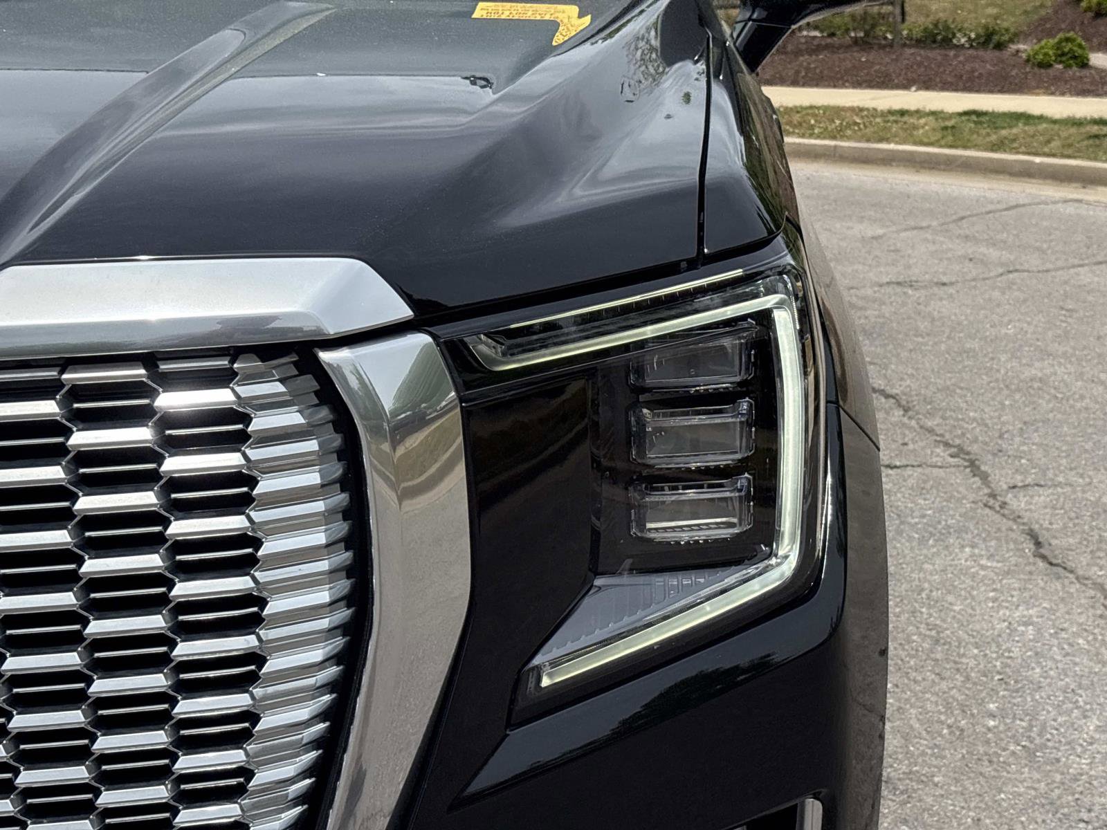 Certified 2022 GMC Yukon Denali RWD image 11