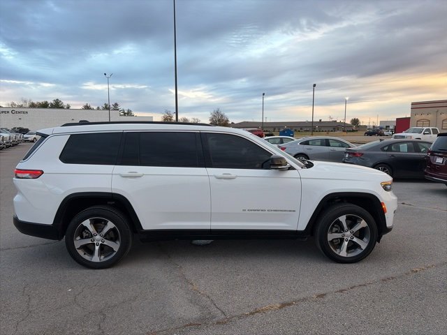 Used 2024 Jeep Grand Cherokee L Limited w/ Luxury Tech Group II image 7