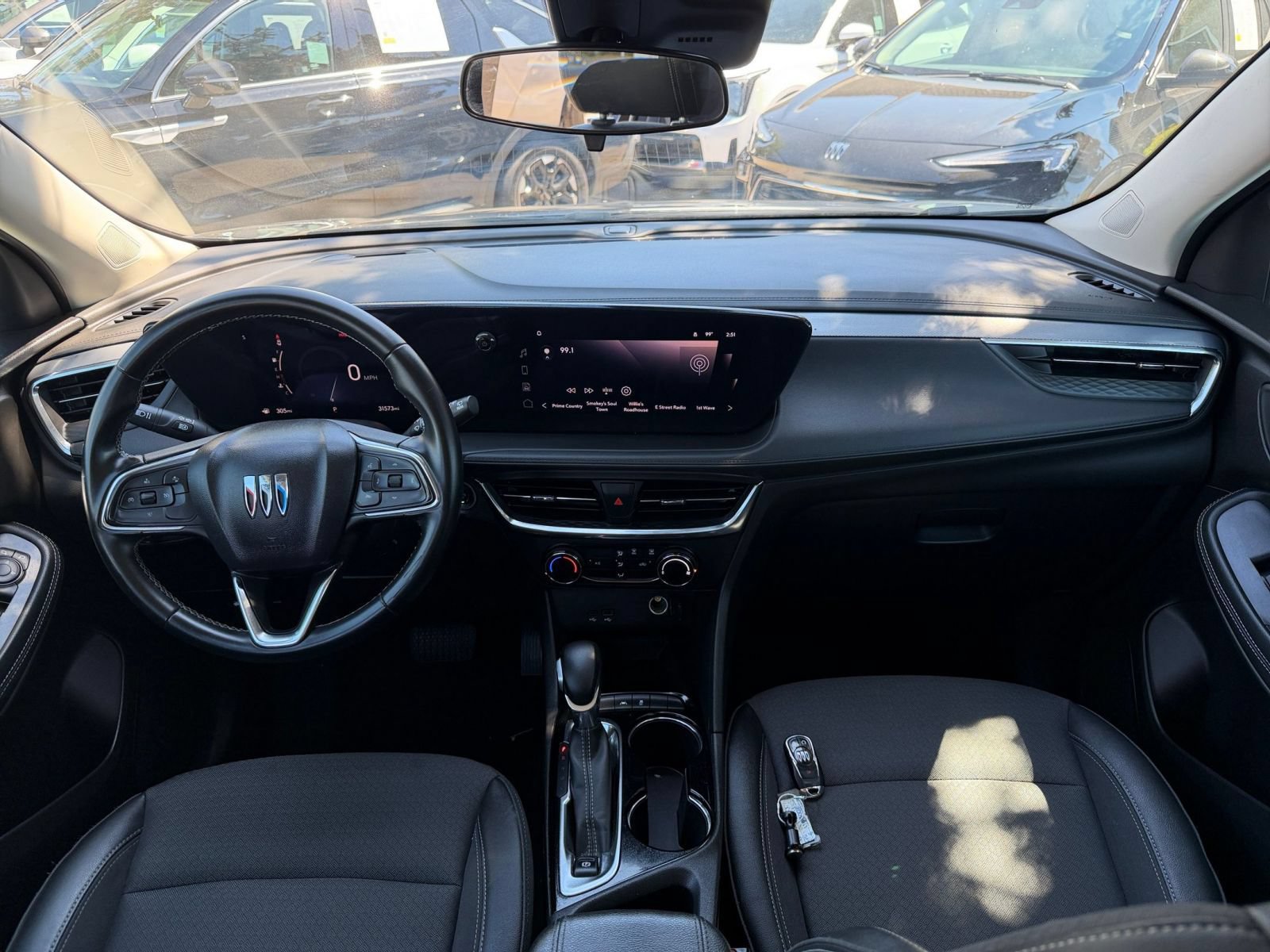 Used 2025 Buick Encore GX Preferred FWD image 32
