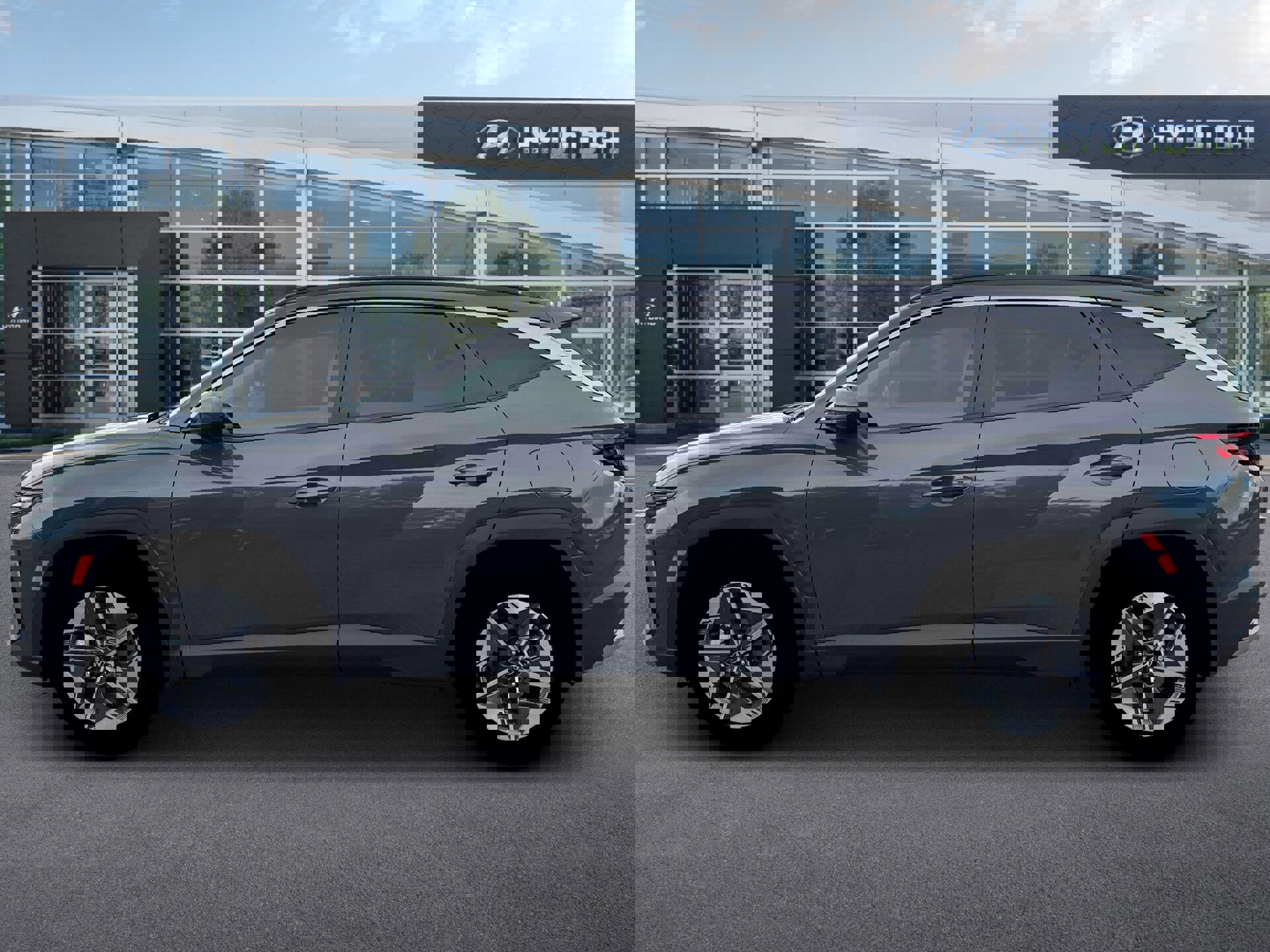 New 2026 Hyundai Tucson SEL image 3