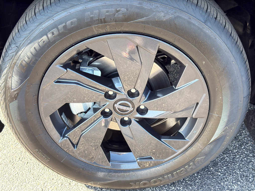 New 2026 Nissan Rogue SV image 9