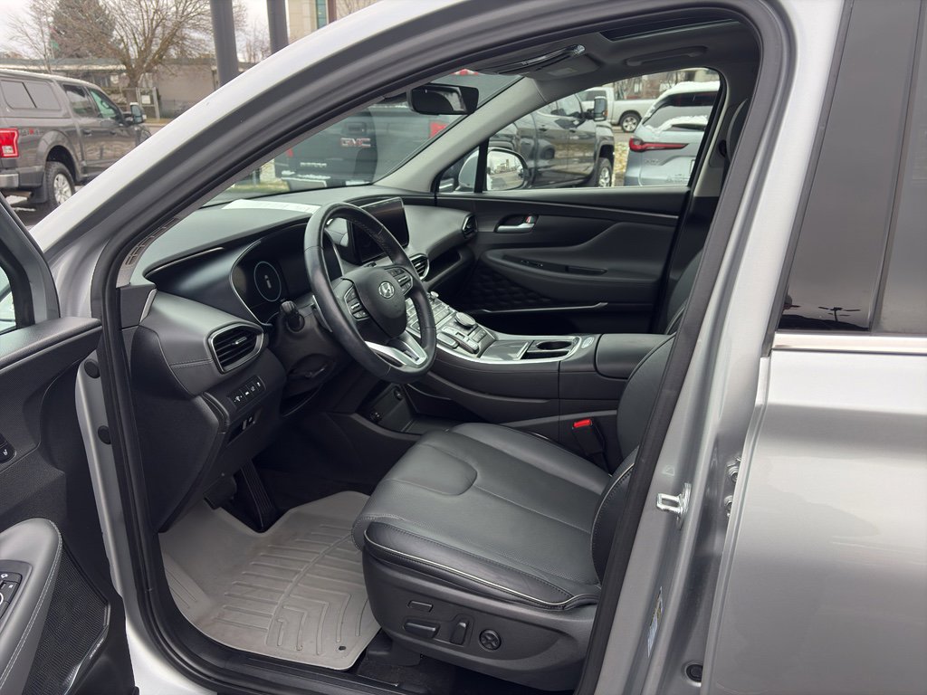 Used 2023 Hyundai Santa Fe Limited image 12