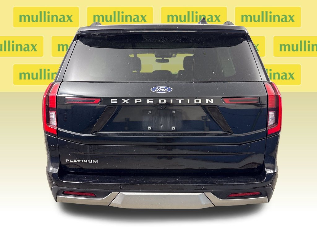 Certified 2025 Ford Expedition Platinum AWD/4WD image 9