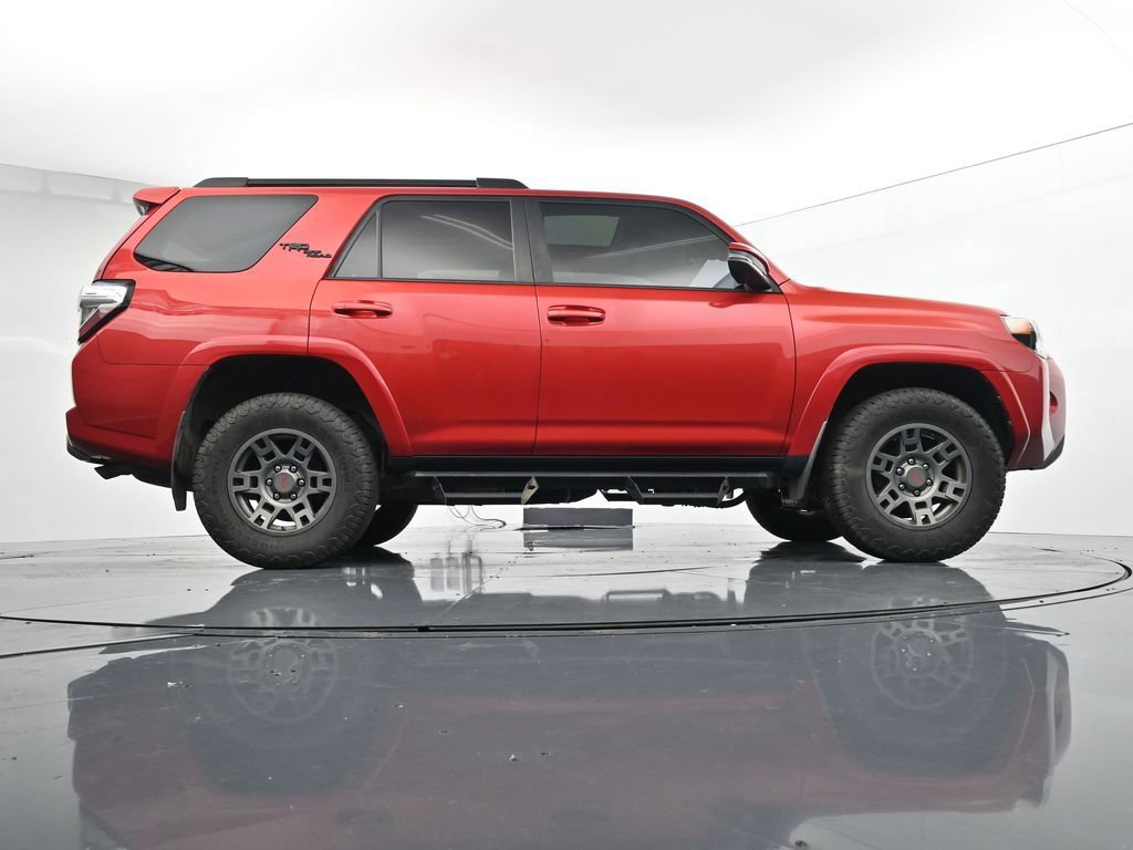 Used 2020 Toyota 4Runner TRD Off-Road Premium w/ Moonroof Package AWD/4WD image 35