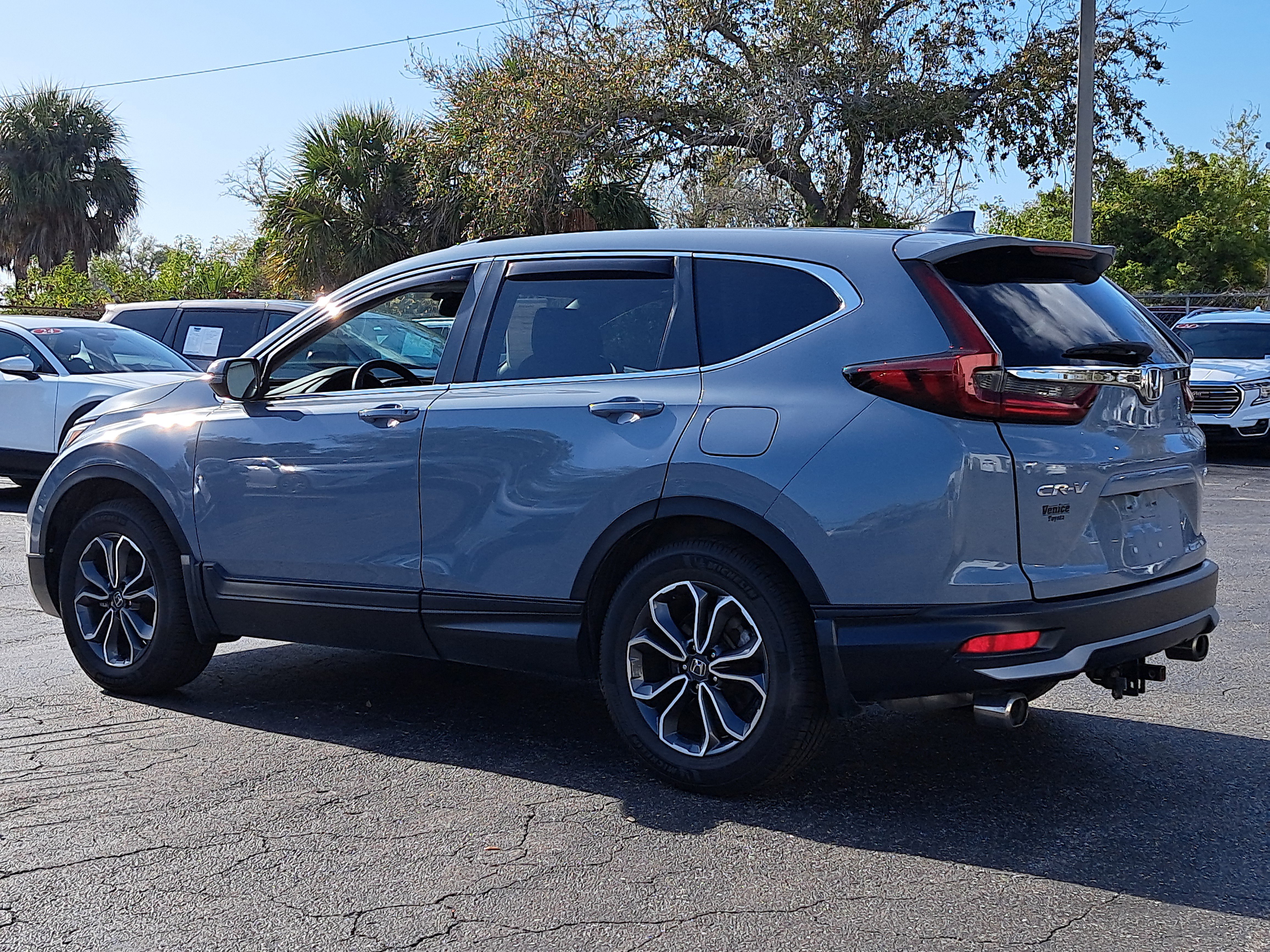 Used 2022 Honda CR-V EX-L image 4