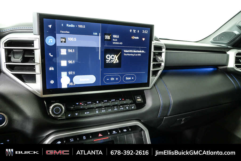 Used 2024 Toyota Tundra Platinum AWD/4WD image 12