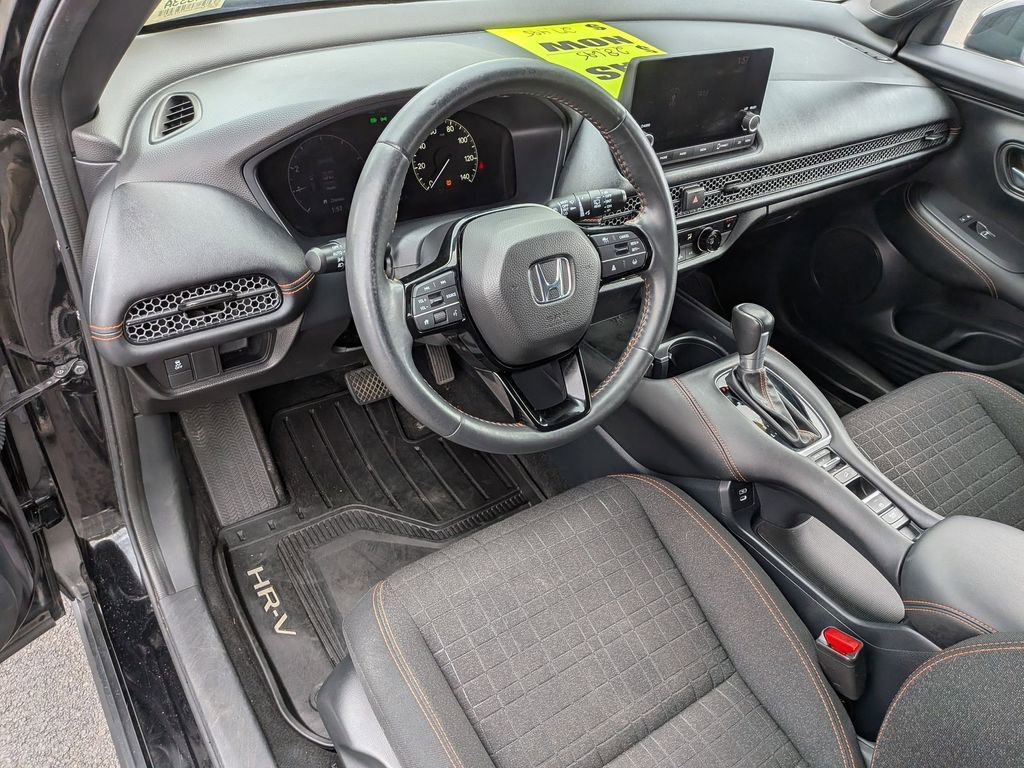 Used 2024 Honda HR-V Sport image 13