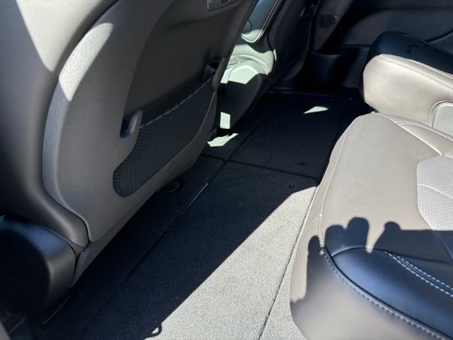 New 2026 Chrysler Pacifica Select image 25