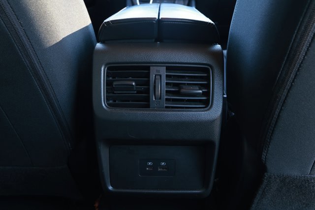 Used 2023 Nissan Rogue SV image 25