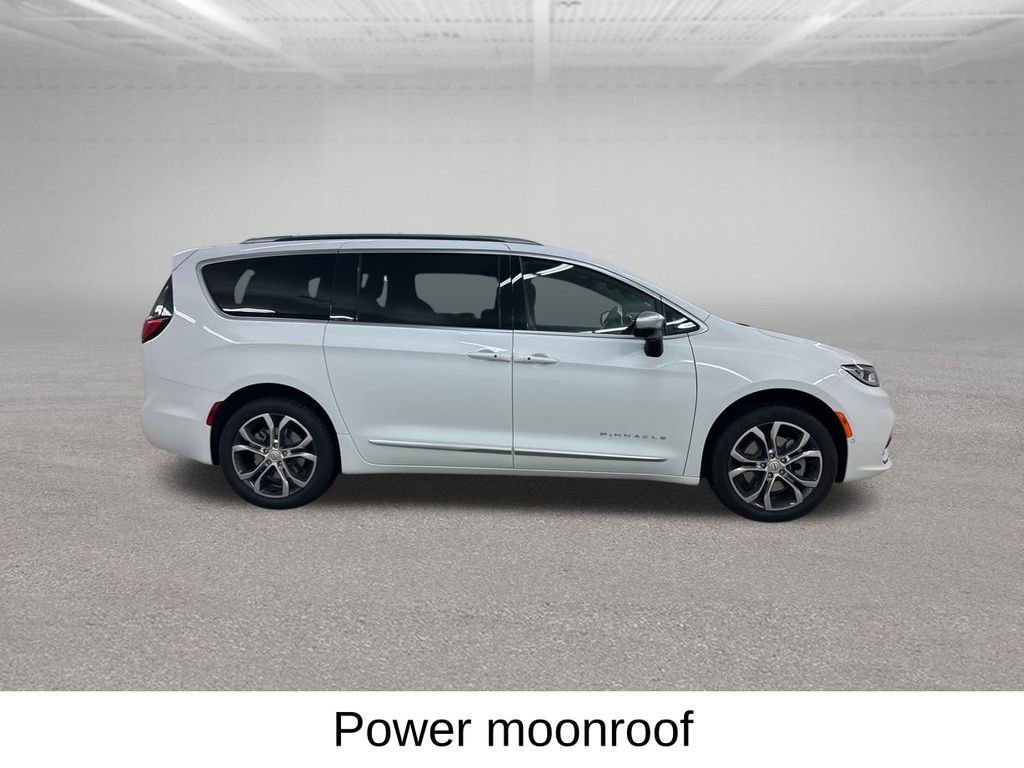 New 2026 Chrysler Pacifica Pinnacle image 12