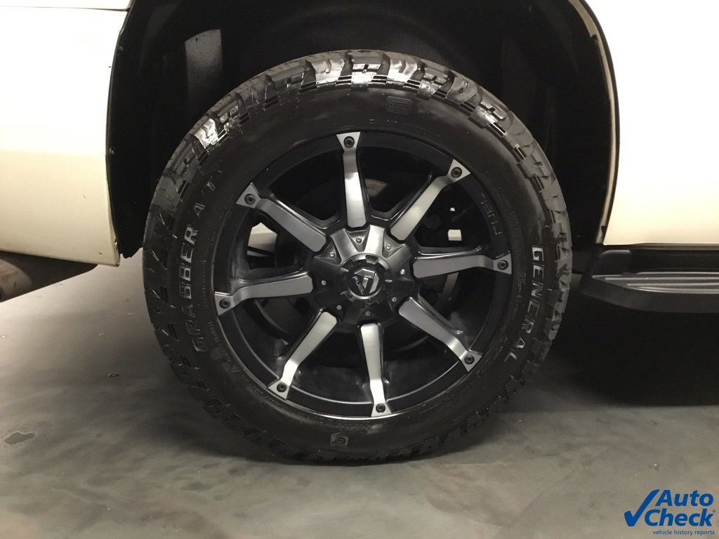 Used 2014 Chevrolet Tahoe LTZ image 24