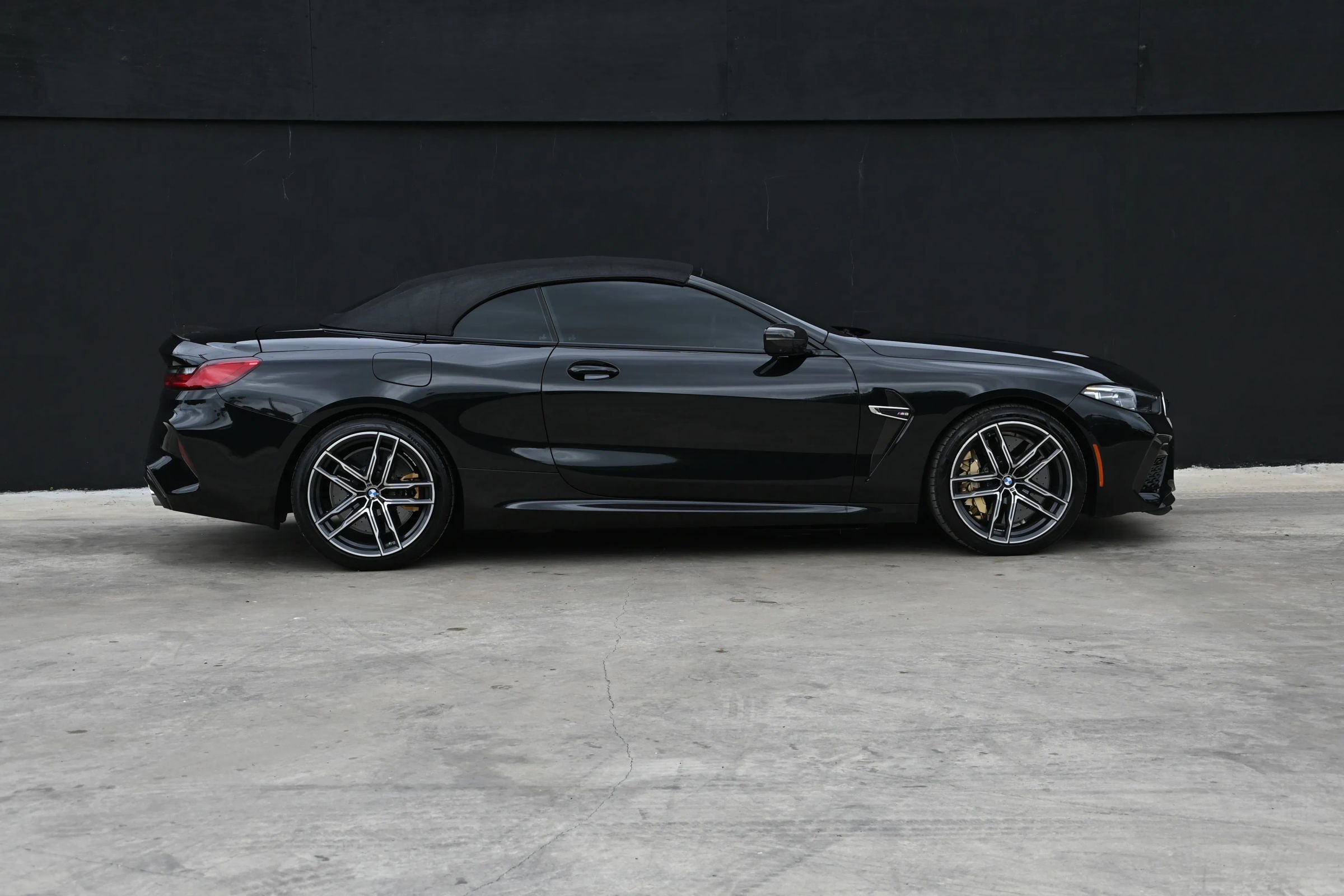 Used 2020 BMW M8 Convertible 2D w/ M Carbon Exterior Package image 13