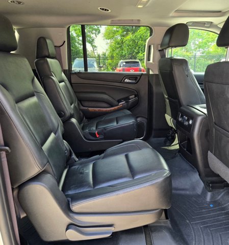 Used 2017 Chevrolet Suburban Premier image 19