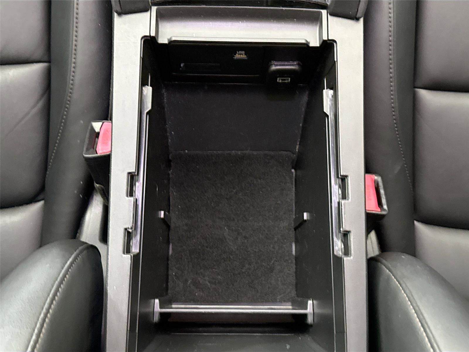 Used 2019 MAZDA MAZDA3 Hatchback image 32