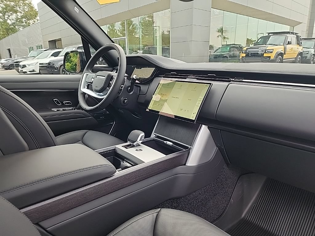 New 2026 Land Rover Range Rover SE AWD/4WD image 21