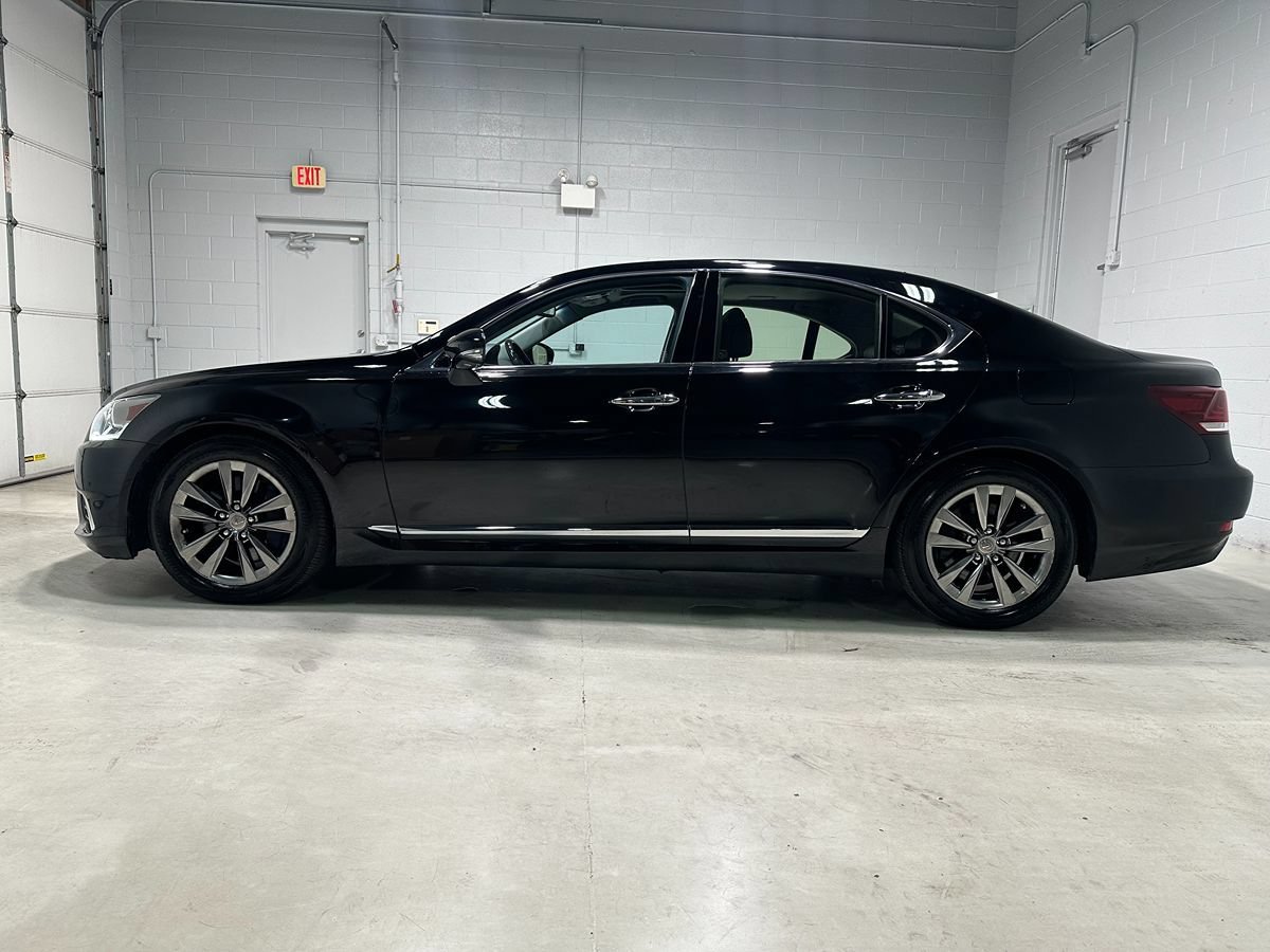 Used 2014 Lexus LS 460 AWD w/ Comfort Package image 18