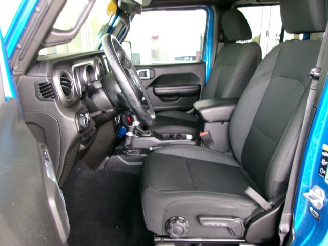 Used 2021 Jeep Gladiator Sport image 13