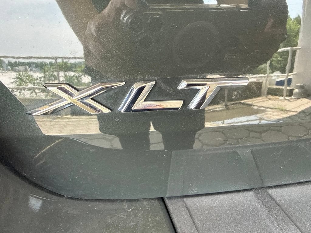 Used 2023 Ford Explorer XLT w/ Equipment Group 202A AWD/4WD image 11