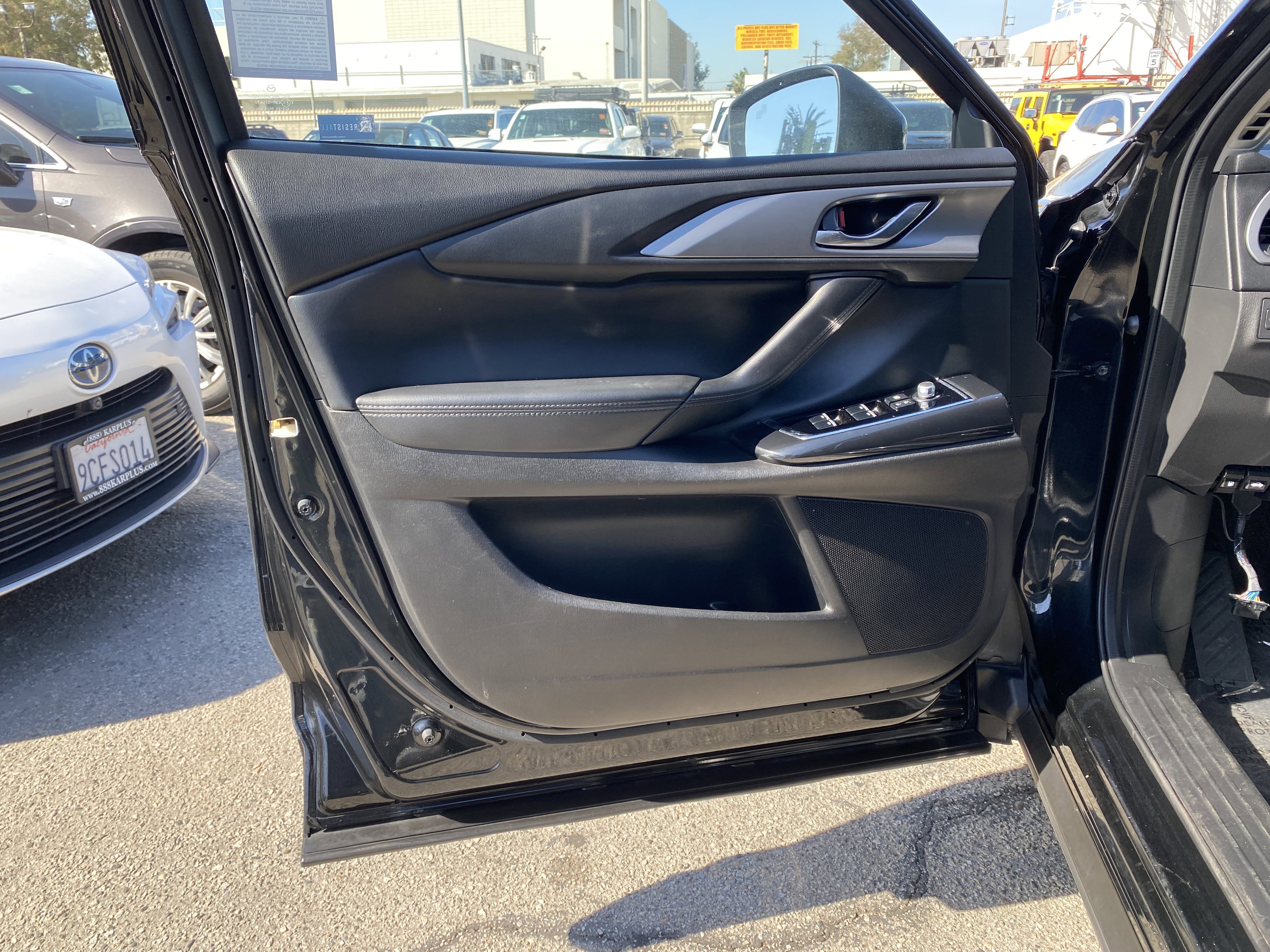 Used 2018 MAZDA CX-9 Touring image 15