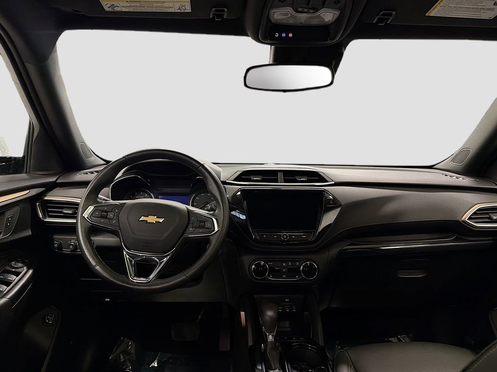 Used 2023 Chevrolet TrailBlazer ACTIV w/ Sun and Liftgate Package image 24