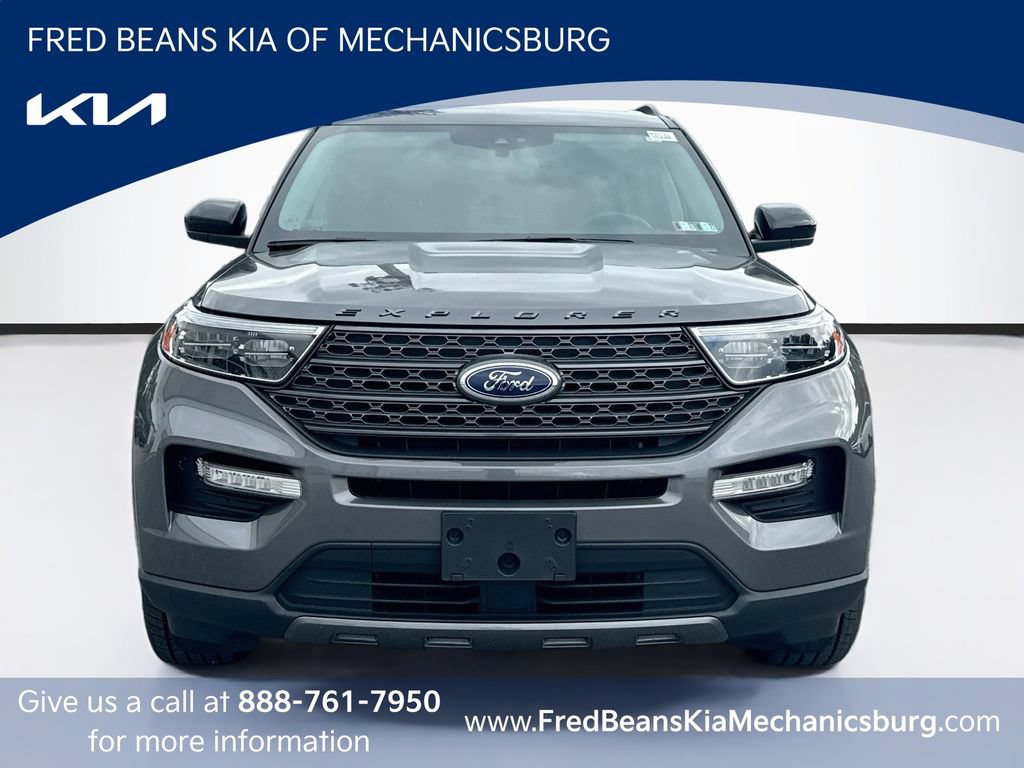 Used 2023 Ford Explorer XLT w/ Equipment Group 202A AWD/4WD image 2