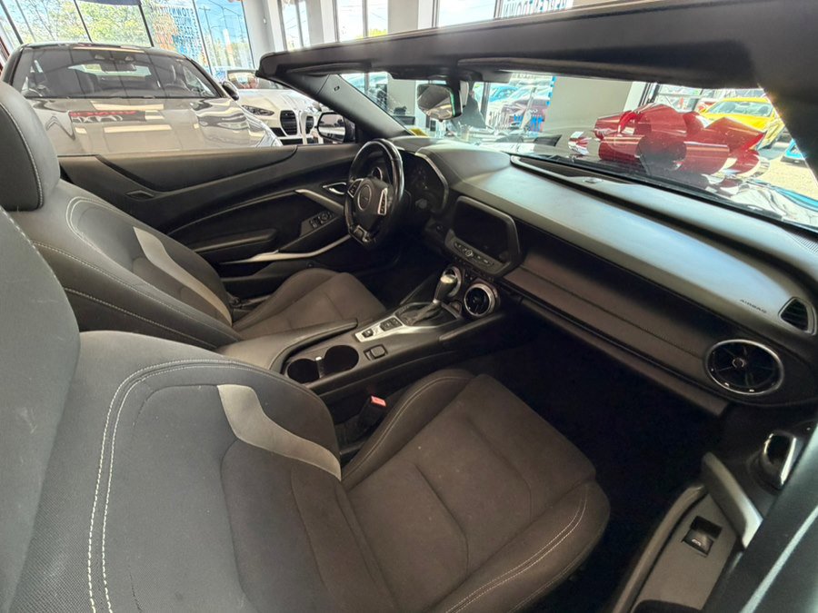 Used 2017 Chevrolet Camaro SS RWD image 37