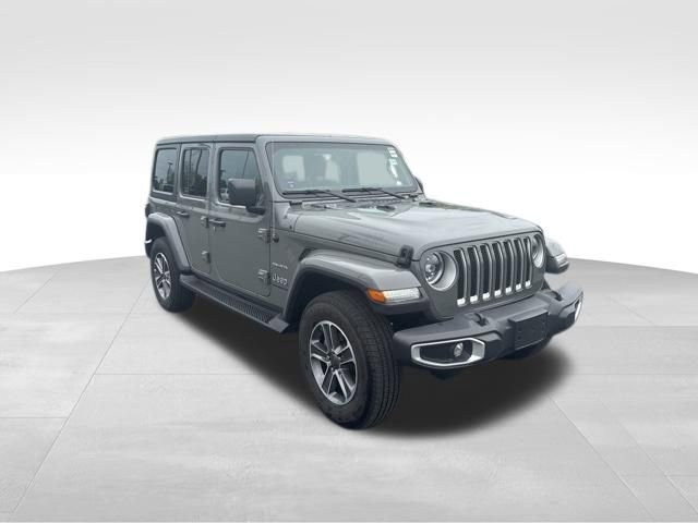 Used 2023 Jeep Wrangler Sahara w/ LED Lighting Group AWD/4WD image 8
