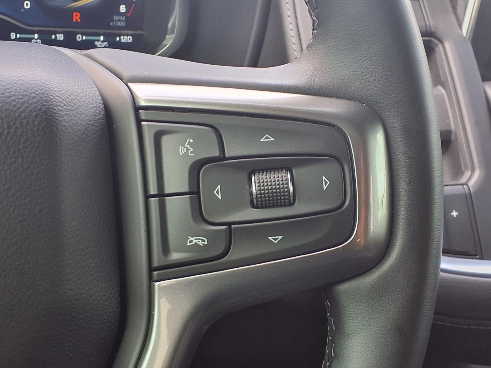 Used 2024 Chevrolet Tahoe LT w/ Luxury Package image 16