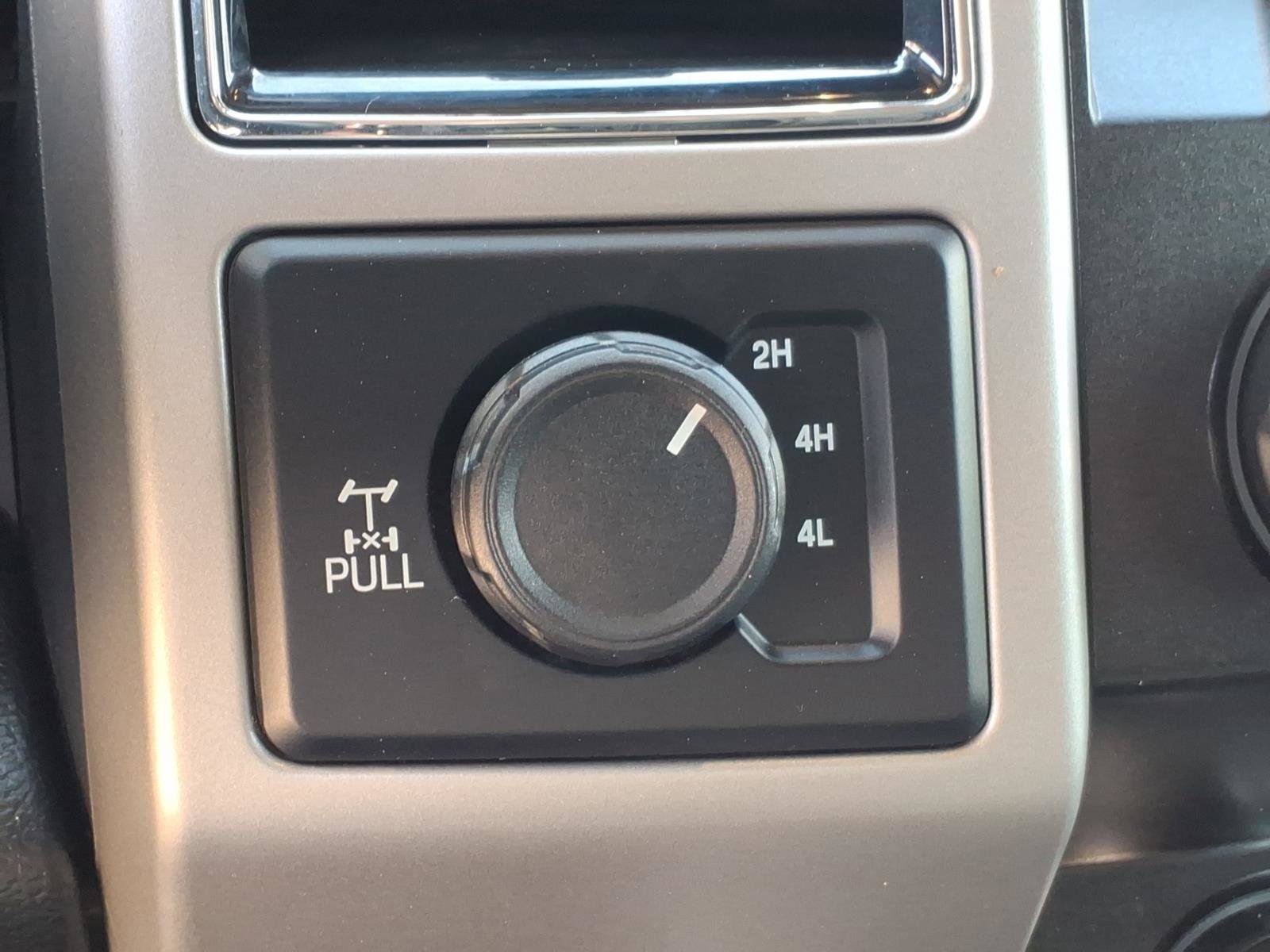 Used 2020 Ford F250 Lariat w/ Lariat Ultimate Package image 5