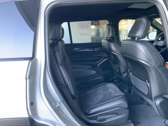 Used 2021 Jeep Grand Cherokee L Laredo image 18