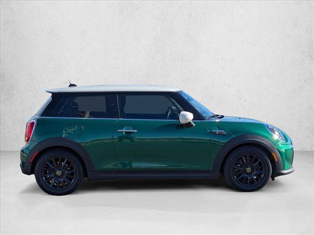 Used 2022 MINI Cooper SE image 4