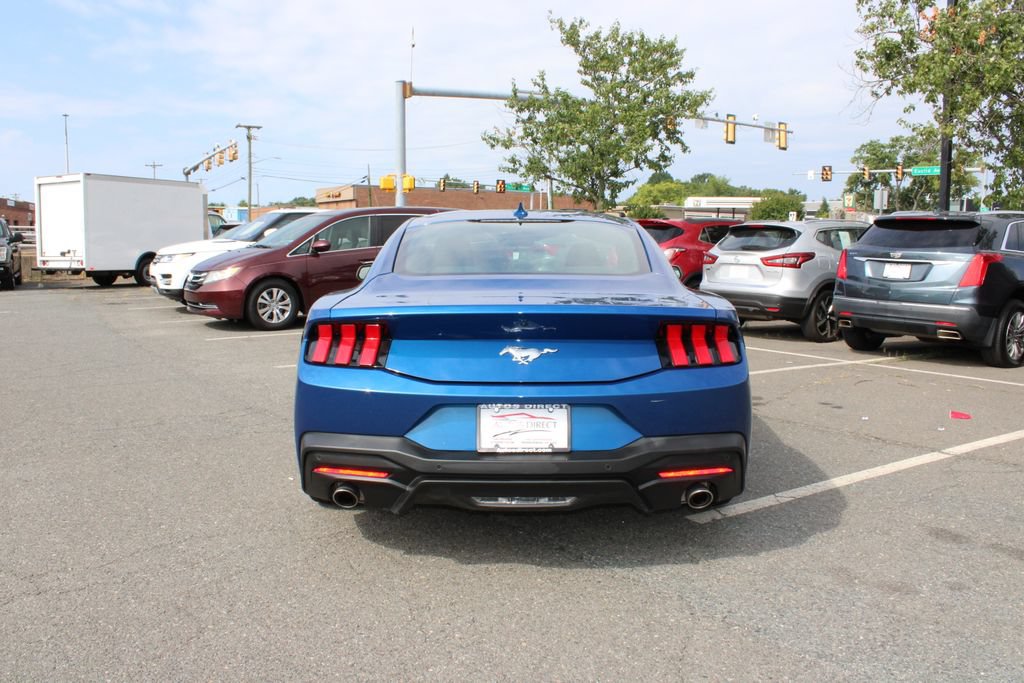 Used 2024 Ford Mustang Coupe RWD image 6