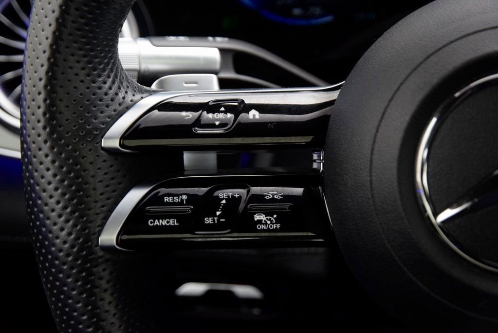 Certified 2023 Mercedes-Benz EQS 580 4MATIC Sedan image 24