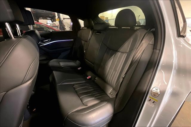 Used 2024 Audi Q8 e-tron Prestige w/ Prestige Package image 26
