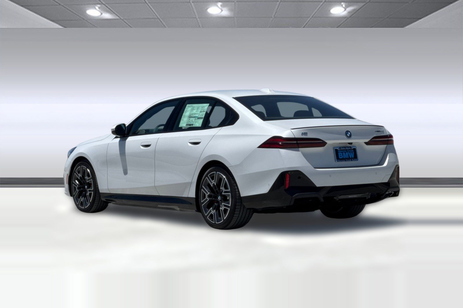 New 2027 BMW i5 xDrive40 w/ M Sport Package AWD/4WD image 3