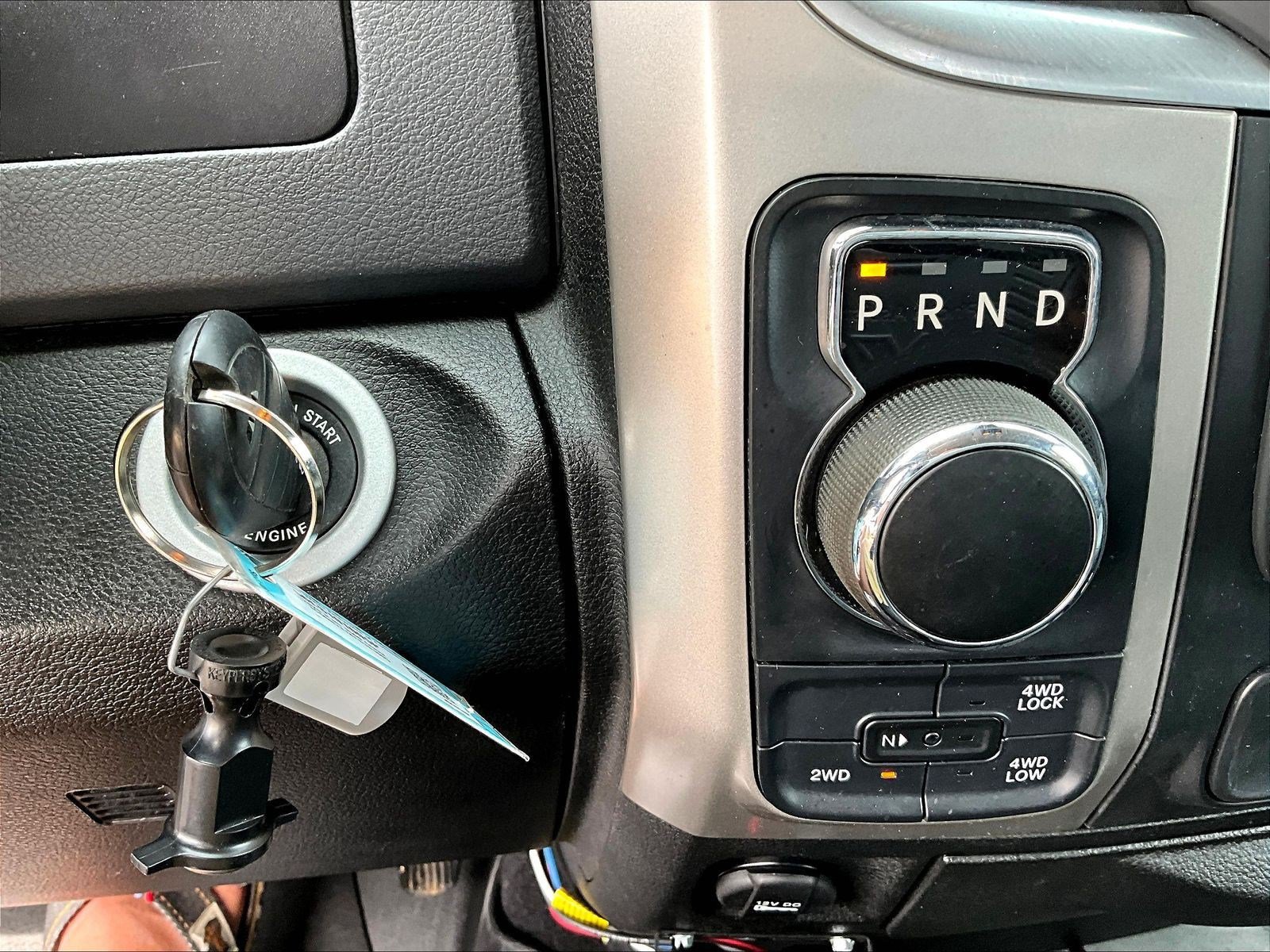 Used 2020 RAM 1500 Classic SLT AWD/4WD image 33