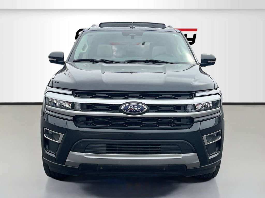 Used 2024 Ford Expedition Limited image 2